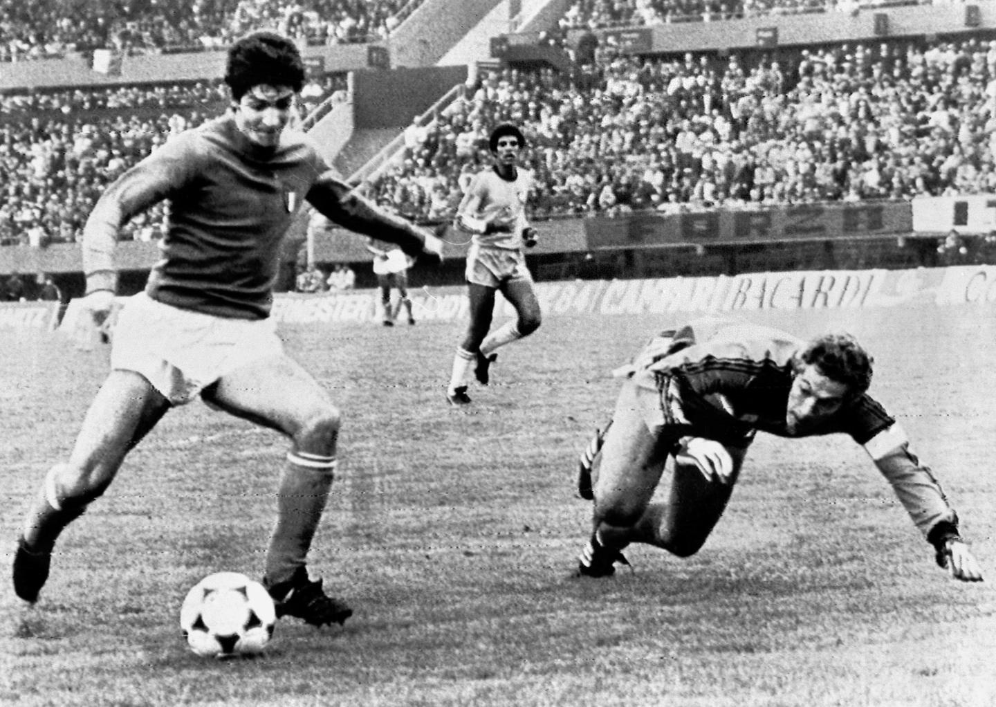 Italy legend and 1982 World Cup winner Paolo Rossi dies at the age