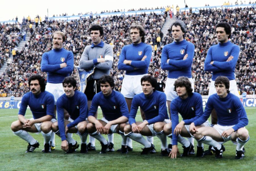 Italy mourns death of football legend Paolo Rossi_