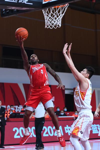 Qingdao smashes Shenzhen in CBA - Xinhua