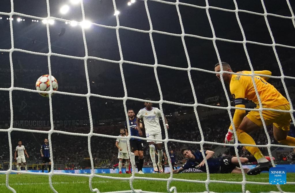 FC Inter Vs. Real Madrid During UEFA Champions League Group D Match ...