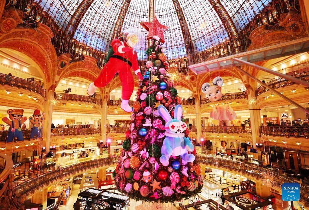 Paris, France, Christmas Tree Decor, in Luxury Fashion Shop, Louis