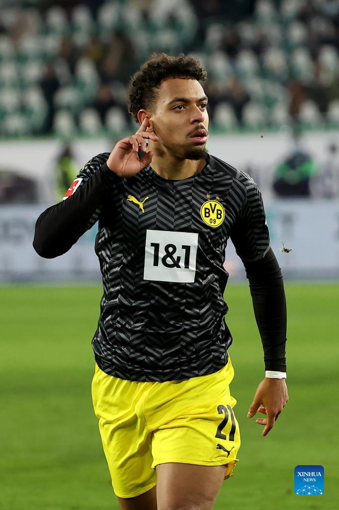 Bundesliga: Donyell Malen scores late to hand Dortmund 1-0 win