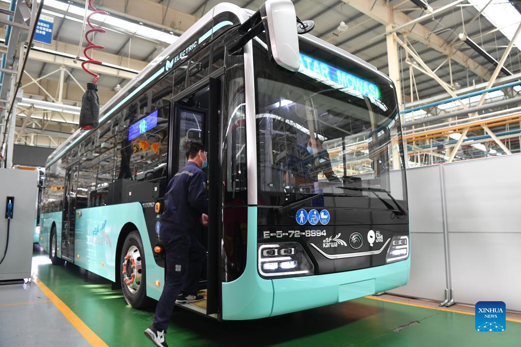 Geelachtig Martelaar deelnemen China-made electric vehicles to be transported to Qatar for 2022 WC - Xinhua