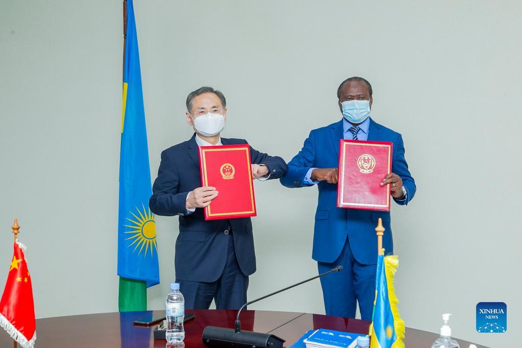 China, Rwanda Ink Framework Agreement On Smart Education Project - Xinhua