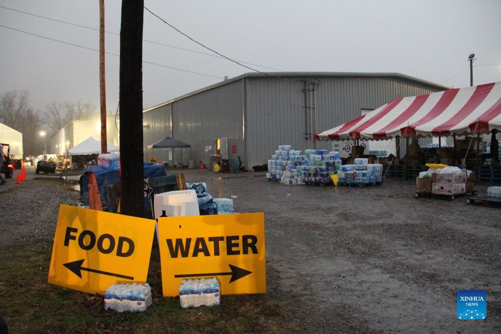 Staples building now 'store' for tornado victims