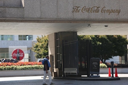 Coca-Cola reports rising revenue in Q3, reaffirms confidence in Chinese market