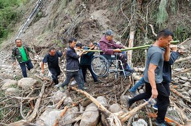 四川瀘定地震已造成86人遇難 35人失聯
