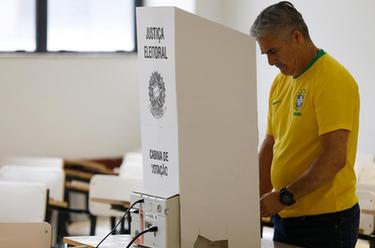 巴西舉行總統選舉首輪投票