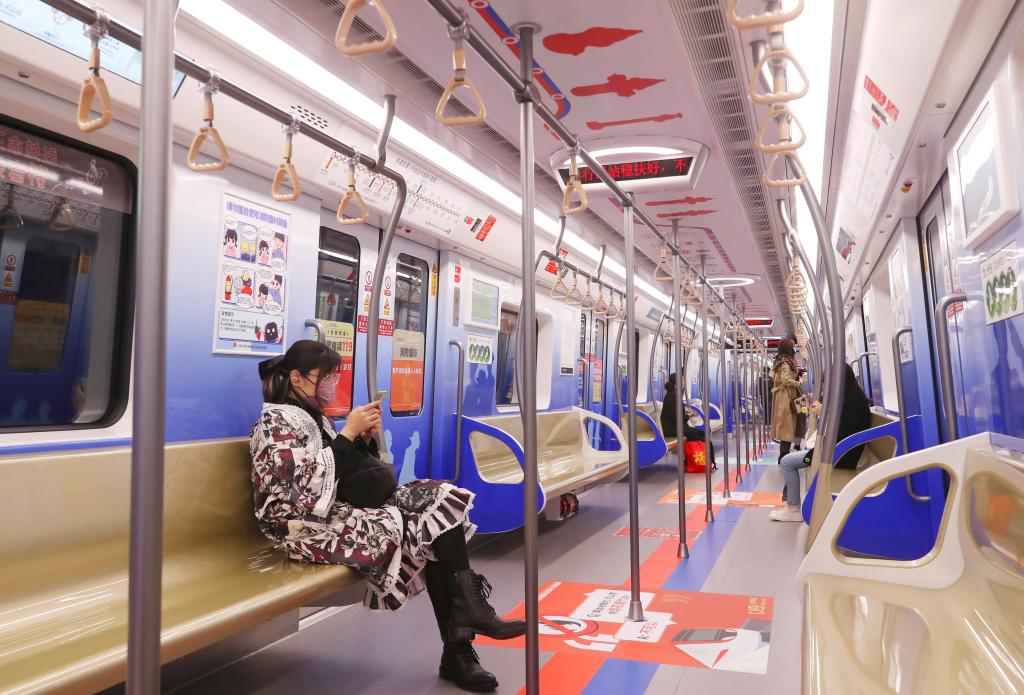 上海開行消防安全宣傳地鐵專列