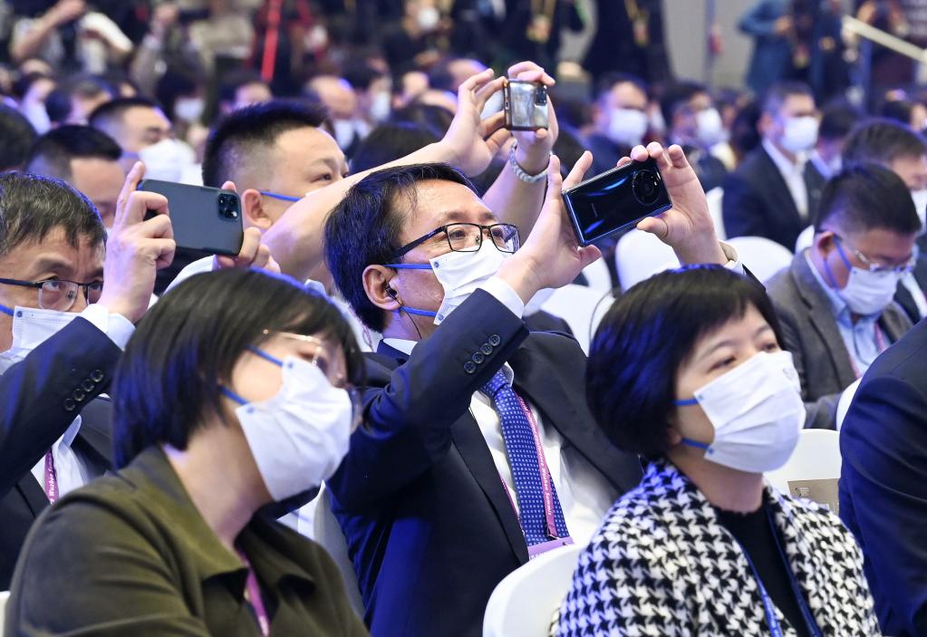新華全媒+丨2022年世界互聯網大會烏鎮峰會開幕