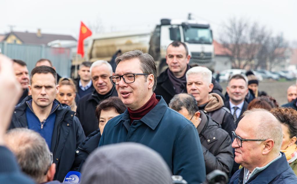塞爾維亞總統：匈塞鐵路對推動塞北部發展至關重要