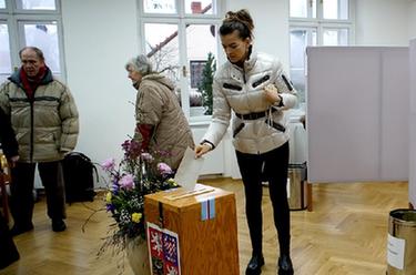 捷克舉行總統選舉第二輪投票