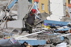 土耳其強震已致該國3549人死亡