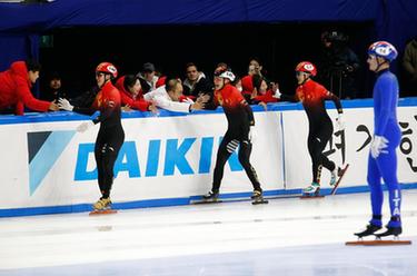 短道速滑——世錦賽：中國隊獲得男子5000米接力冠軍