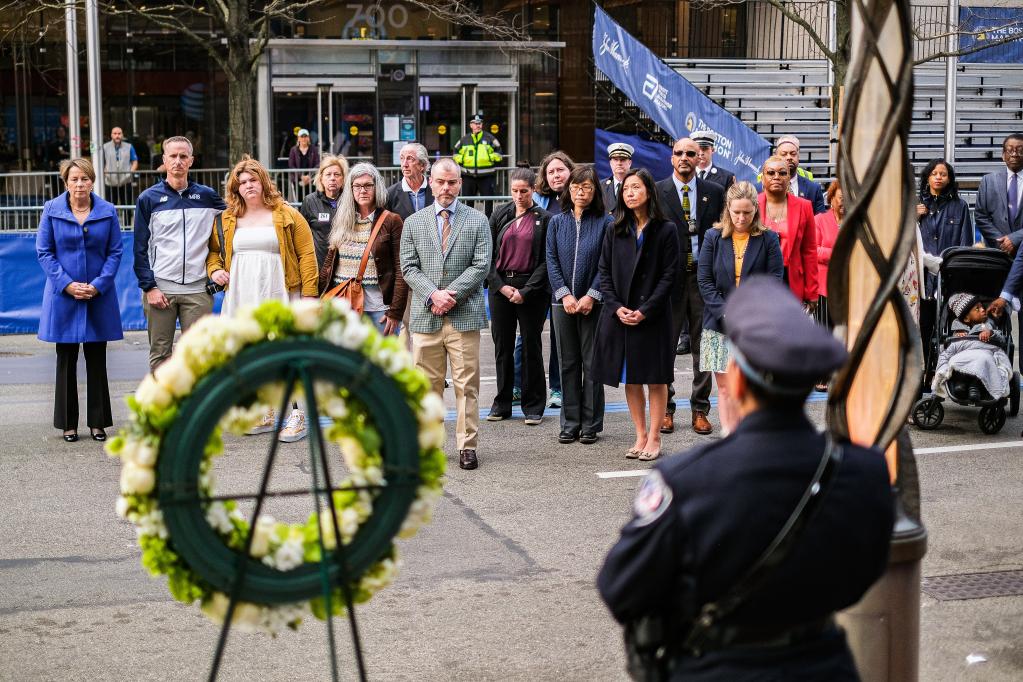 纪念美国波士顿马拉松爆炸案十周年