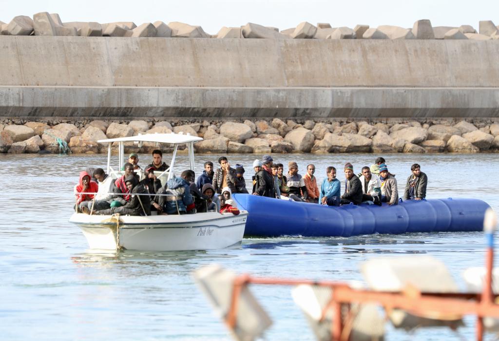 利比亞海岸警衛隊救起61名非法移民