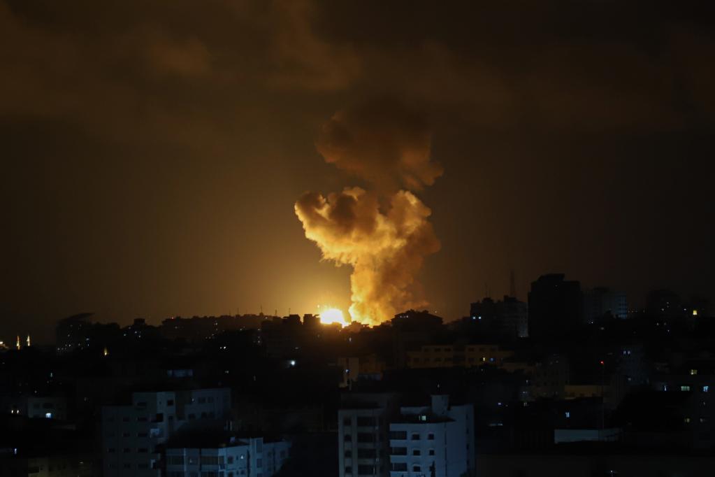 以軍空襲加沙地帶多個軍事目標