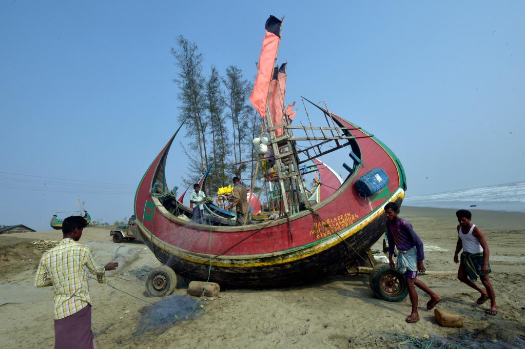 孟加拉國：準備出海的月亮船
