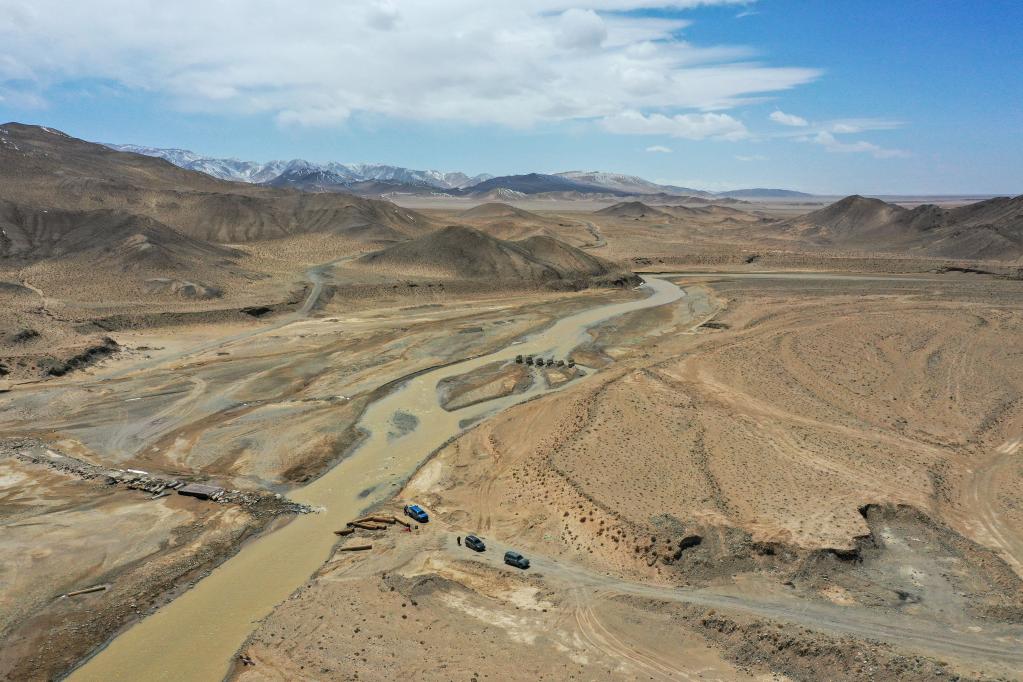 新華全媒+丨摸清水資源“家底” 新疆啟動2023年“昆侖山北坡水資源科學考察”