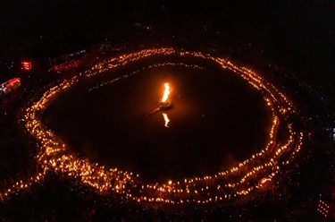 贵州威宁：彝族群众欢度火把节