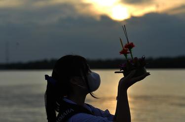 泰國曼谷民眾慶祝水燈節