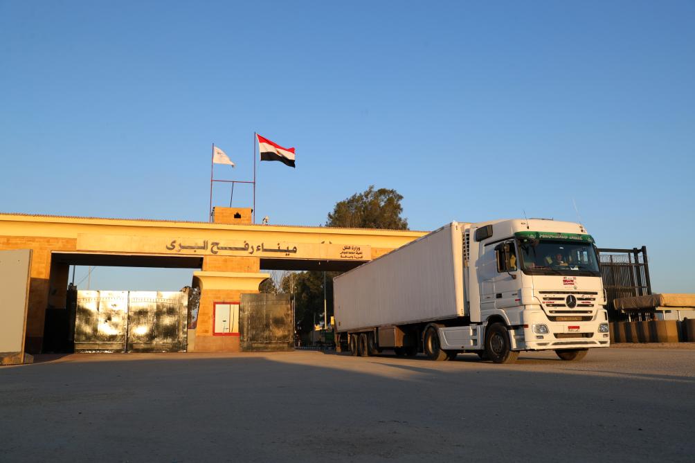 超2700輛援助卡車從拉法口岸進入加沙