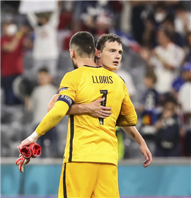 记者手记:昨日的世界