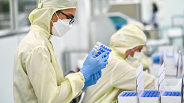 奥密克戎再研判:毒性是否减弱?疫苗还有效吗?