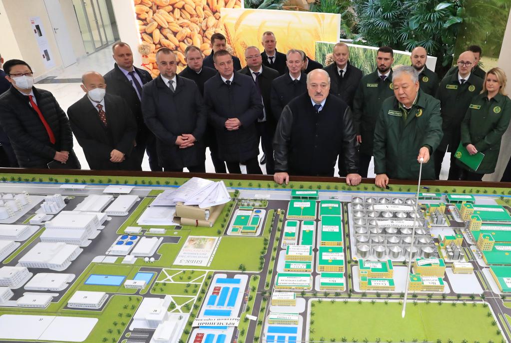 中企承建白俄罗斯大型农工综合体项目正式投产