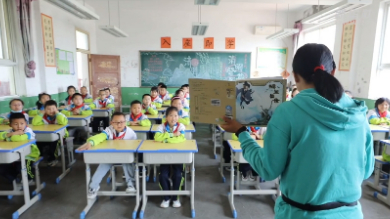 中国故事|在乡村,用故事浇灌成长