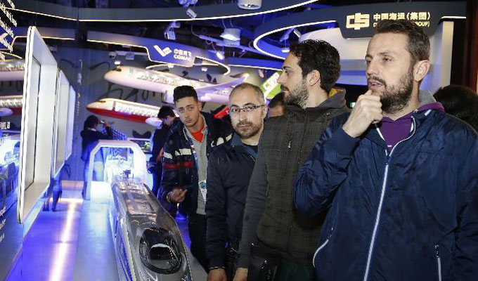 展示中国制造的力量——世博会中企联合馆