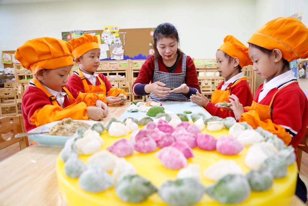 包饺子 知民俗